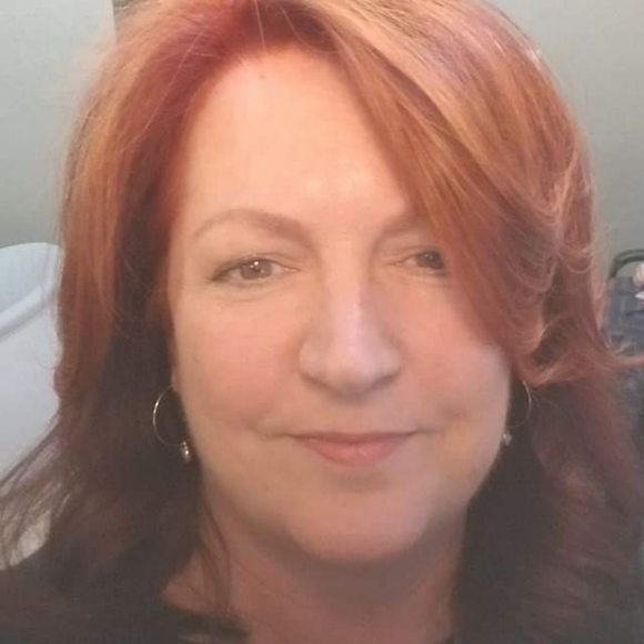 Meet your Posher - Picture 2 of 4